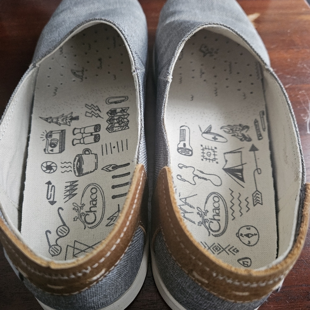 Chaco Gray Canvas Slip-On Flats with Tan Heel Accent - Picture 7 of 8